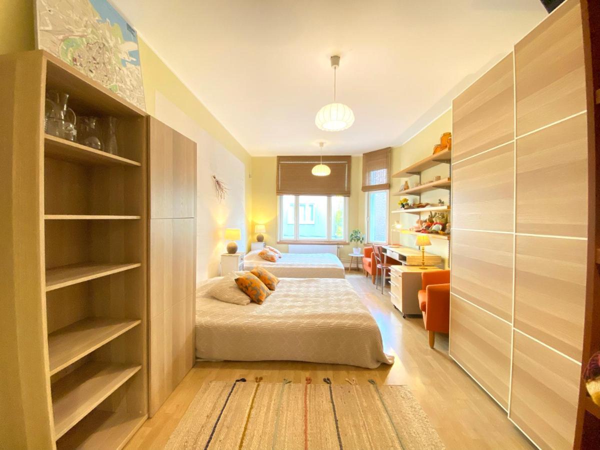Family Apartment Tallinn Exteriör bild